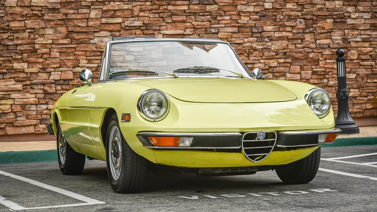 Alfa Romeo classique vintage rétro